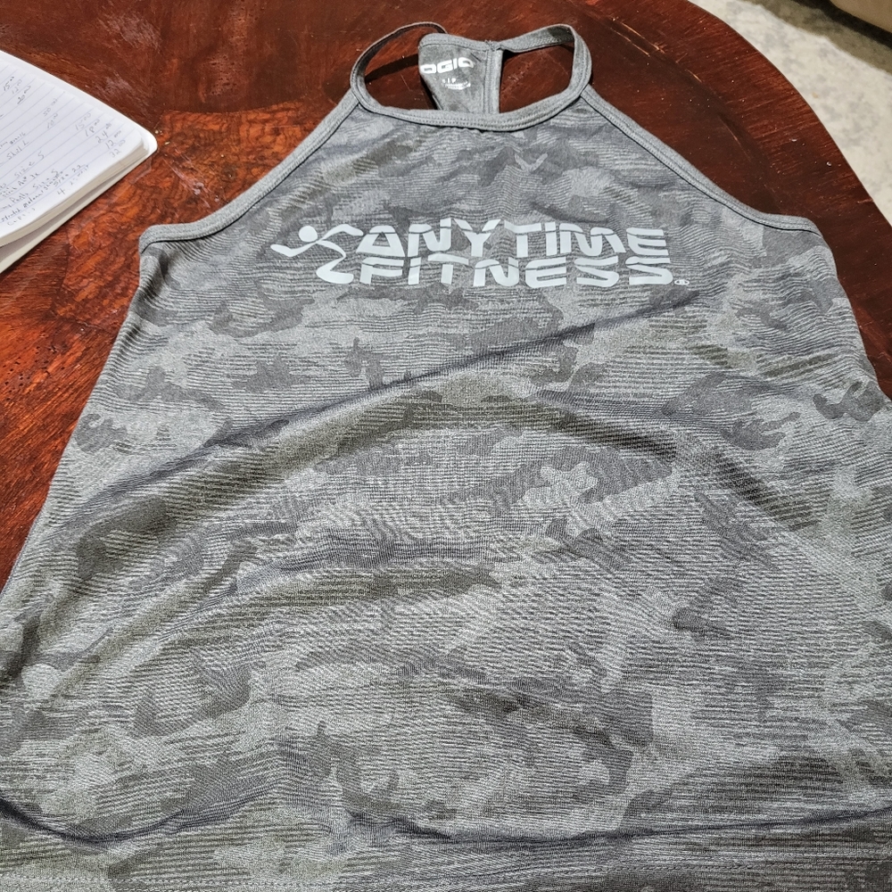(770) OGIO, Racer back athletic Top Grey Sixe S/P